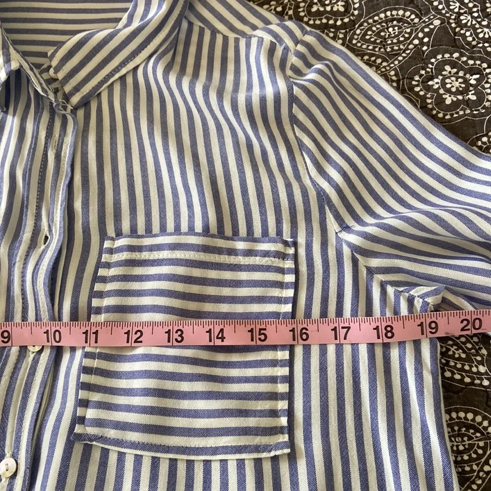 Love Tree Blue & White Stripe Button Down Blouse Size S NWOT - Picture 10 of 13